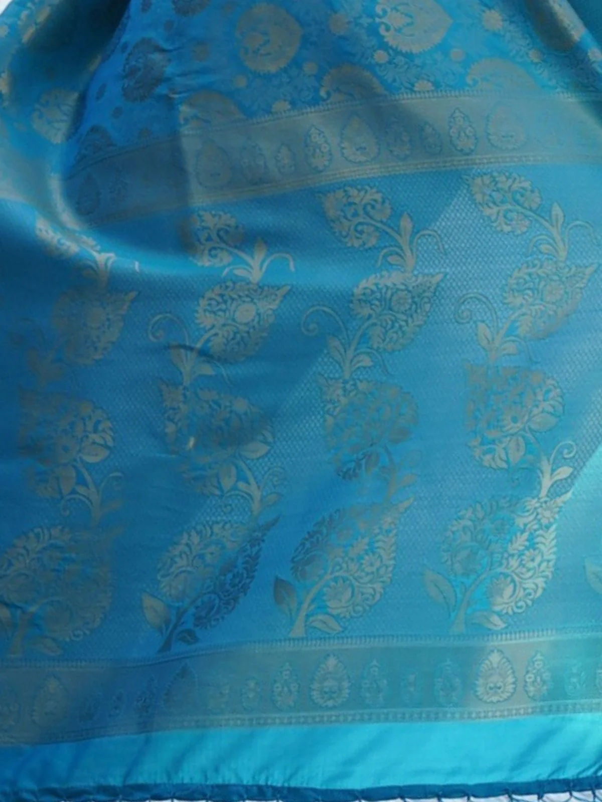 Odette Blue Woven Design Silk Blend Saree With Unstitched Blouse For Women - Image 5