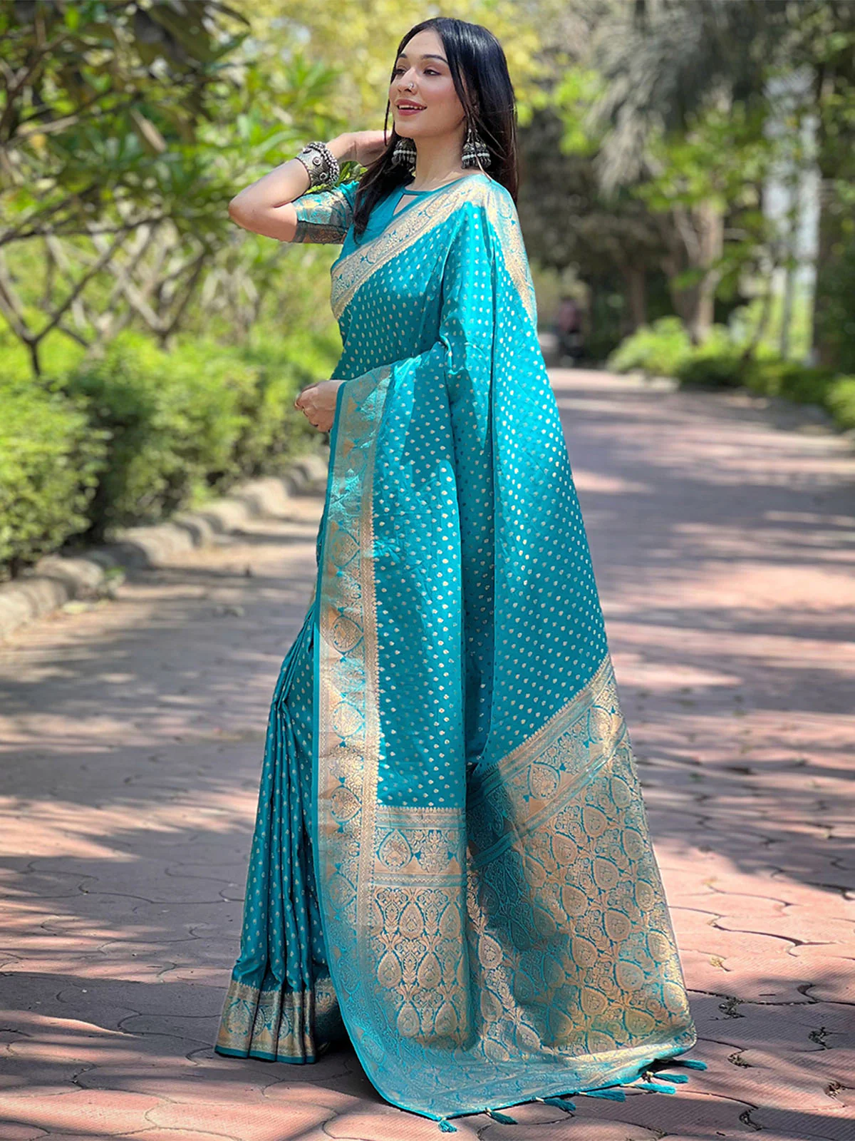 Odette Blue Woven Design Silk Blend Saree With Unstitched Blouse For Women - Image 2