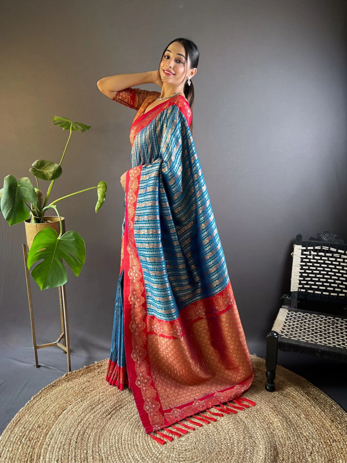 Odette Blue Woven Design Soft Silk Saree With Unstitched Blouse For Women - Image 2