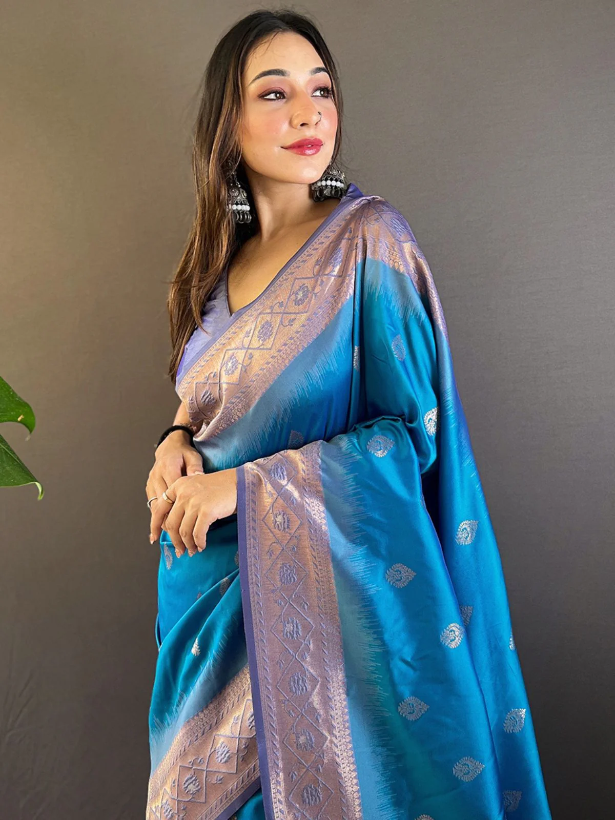 Odette Blue Woven Design Soft Silk Saree With Unstitched Blouse For Women - Image 3