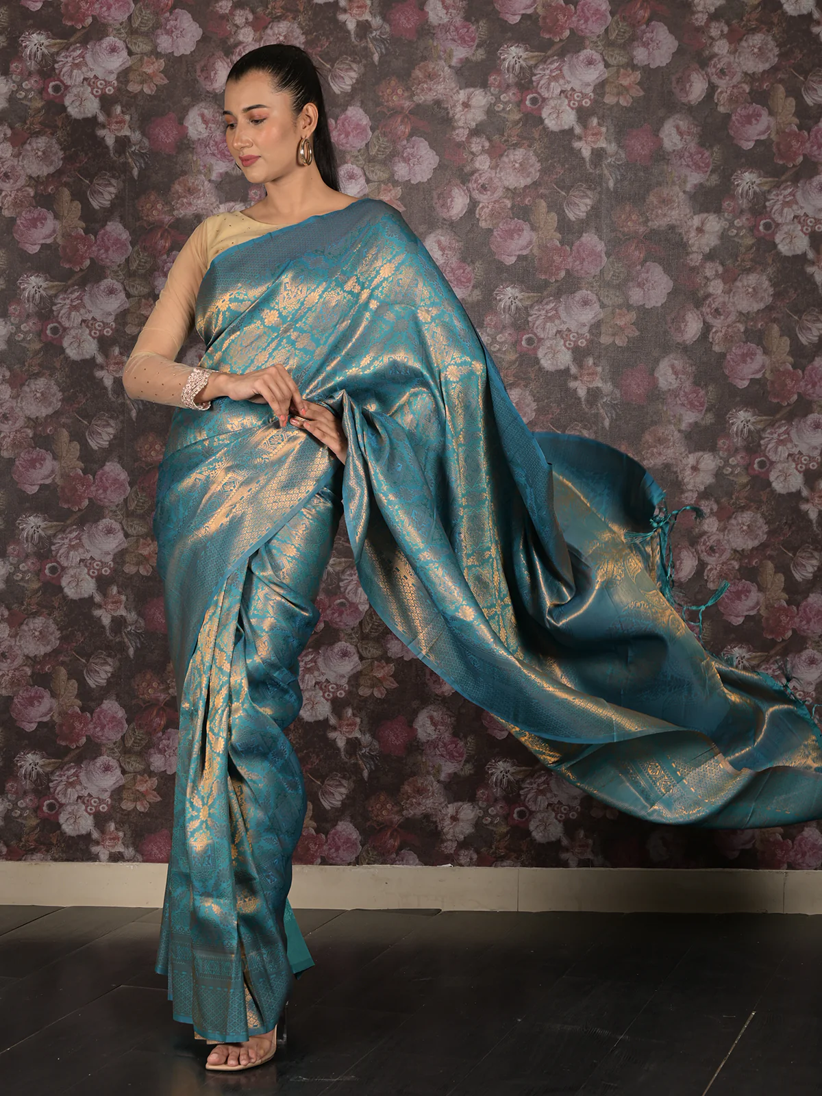 Odette Blue Woven Silk Blend Saree With Unstitched Blouse For Women - Image 3