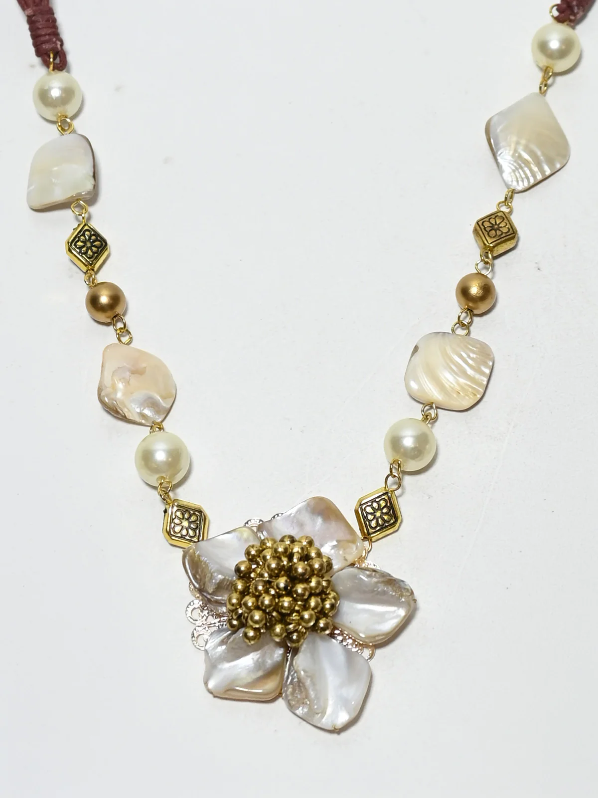 Odette Brown And White Thread Pearl Jewellery Set For Women - Image 5