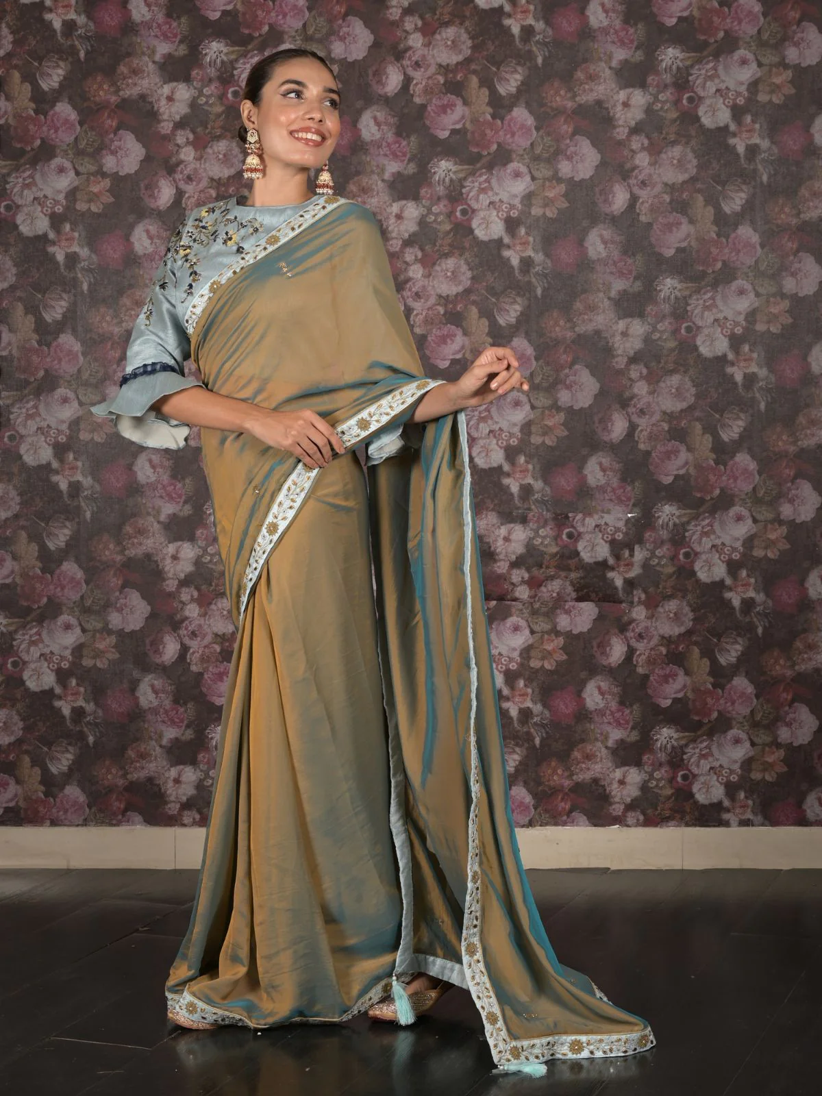 Odette Brown Blue Shaded Crepe Saree with Stitched Blouse for Women - Image 3