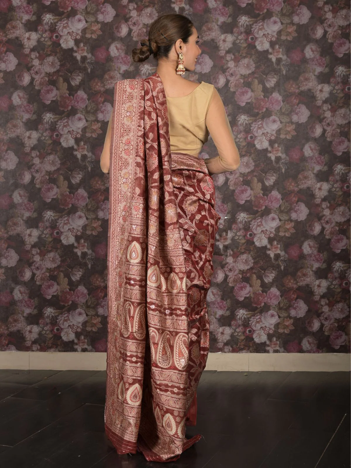 Odette Brown Cotton Blend Woven Saree with Unstitched Blouse for Women - Image 4