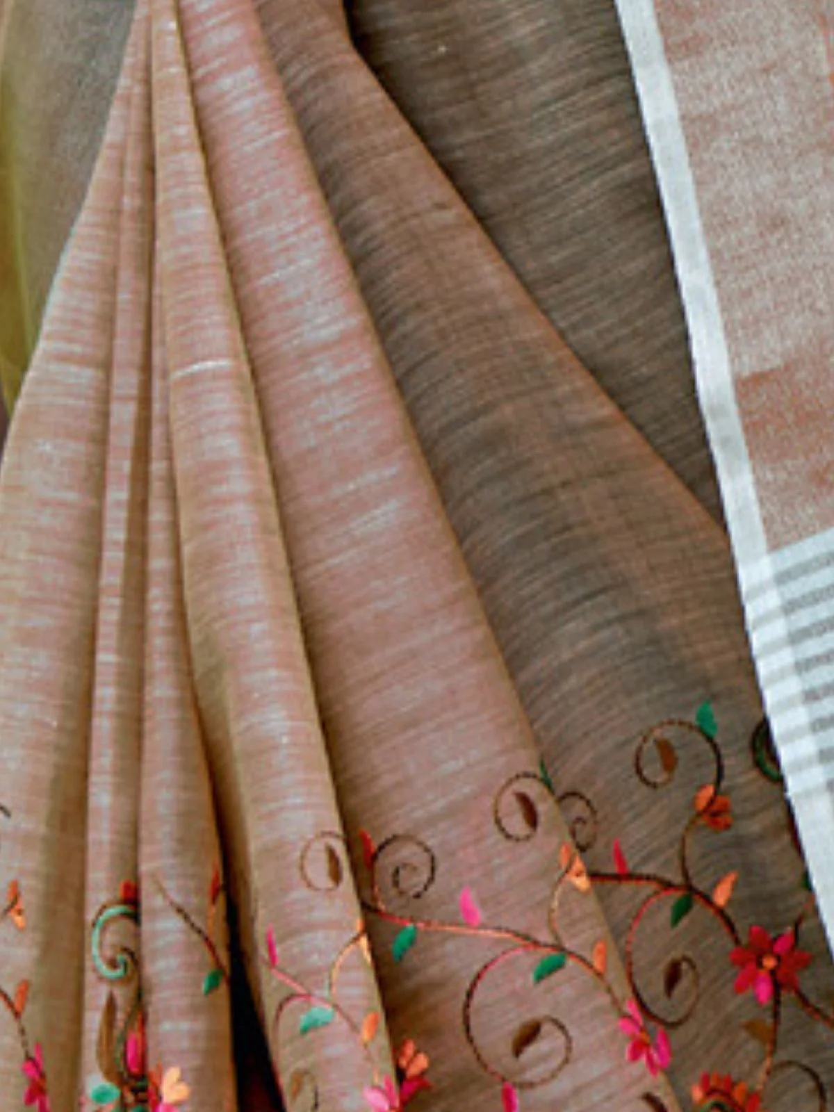 Odette Brown Cotton Linen Striped Saree For Women - Image 3