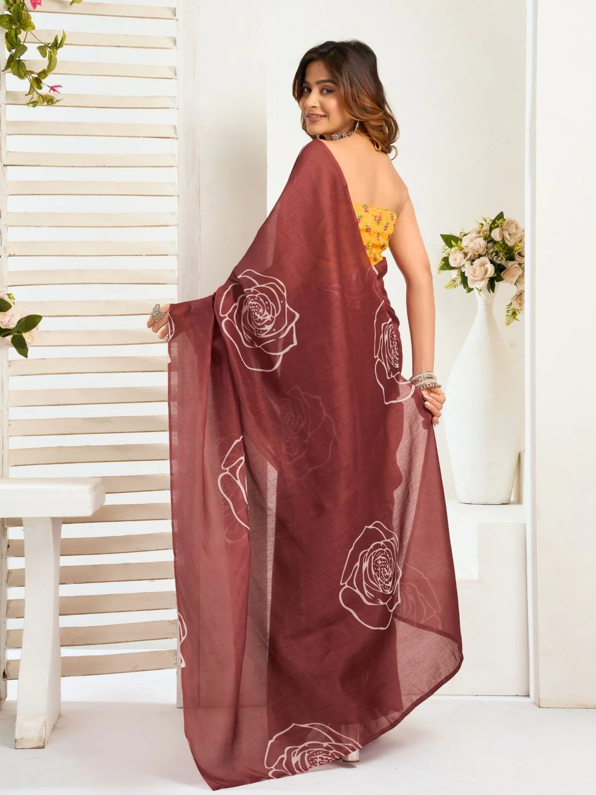 Odette Brown Cotton Linen Zari Work Saree For Women - Image 4
