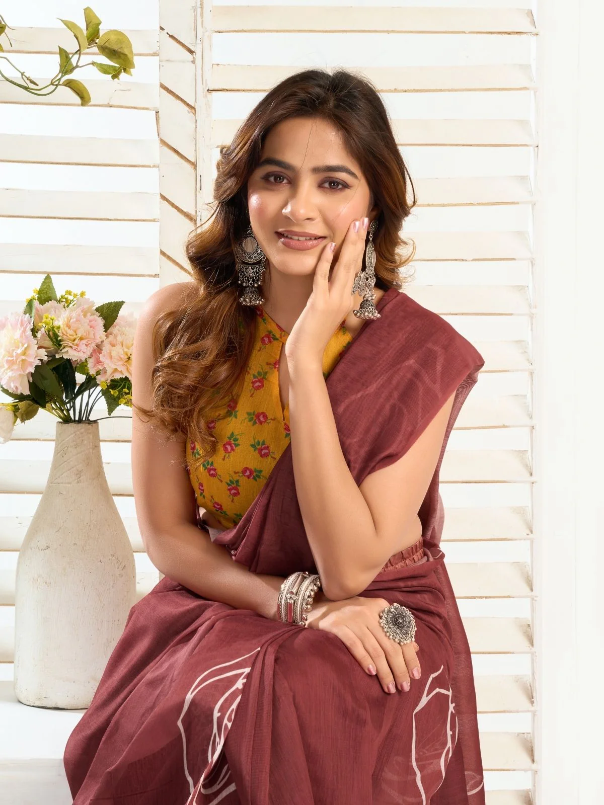 Odette Brown Cotton Linen Zari Work Saree For Women - Image 5