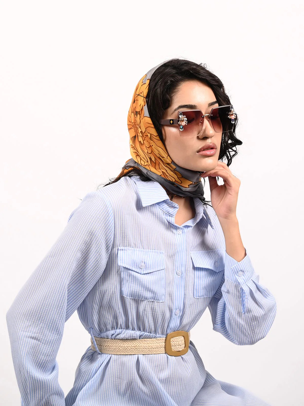 Odette Brown Gradient Acrylic Embellished Sunglasses For Women - Image 7
