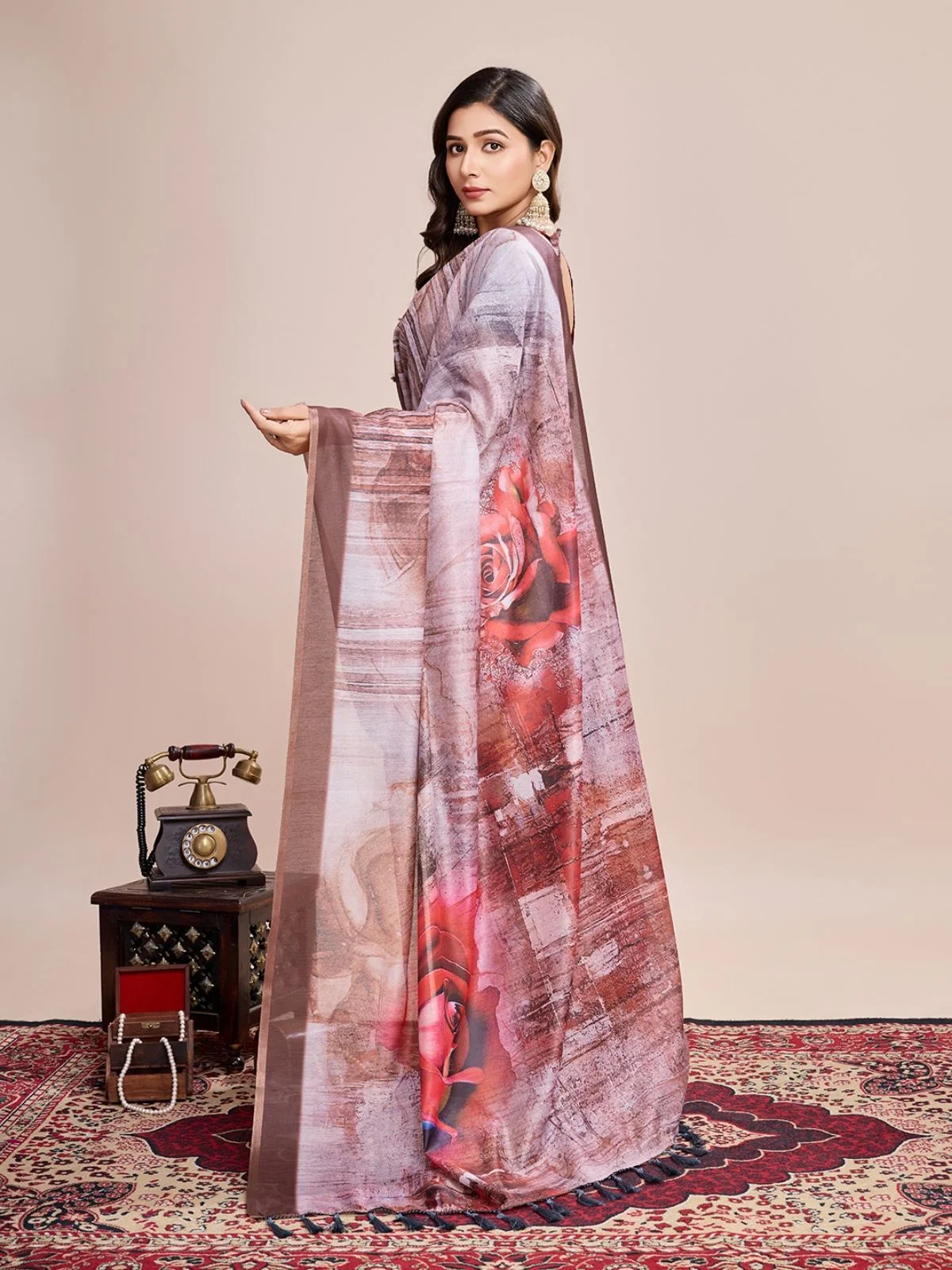 Odette Brown Linen Printed Saree With Unstitched Blouse For Women - Image 2