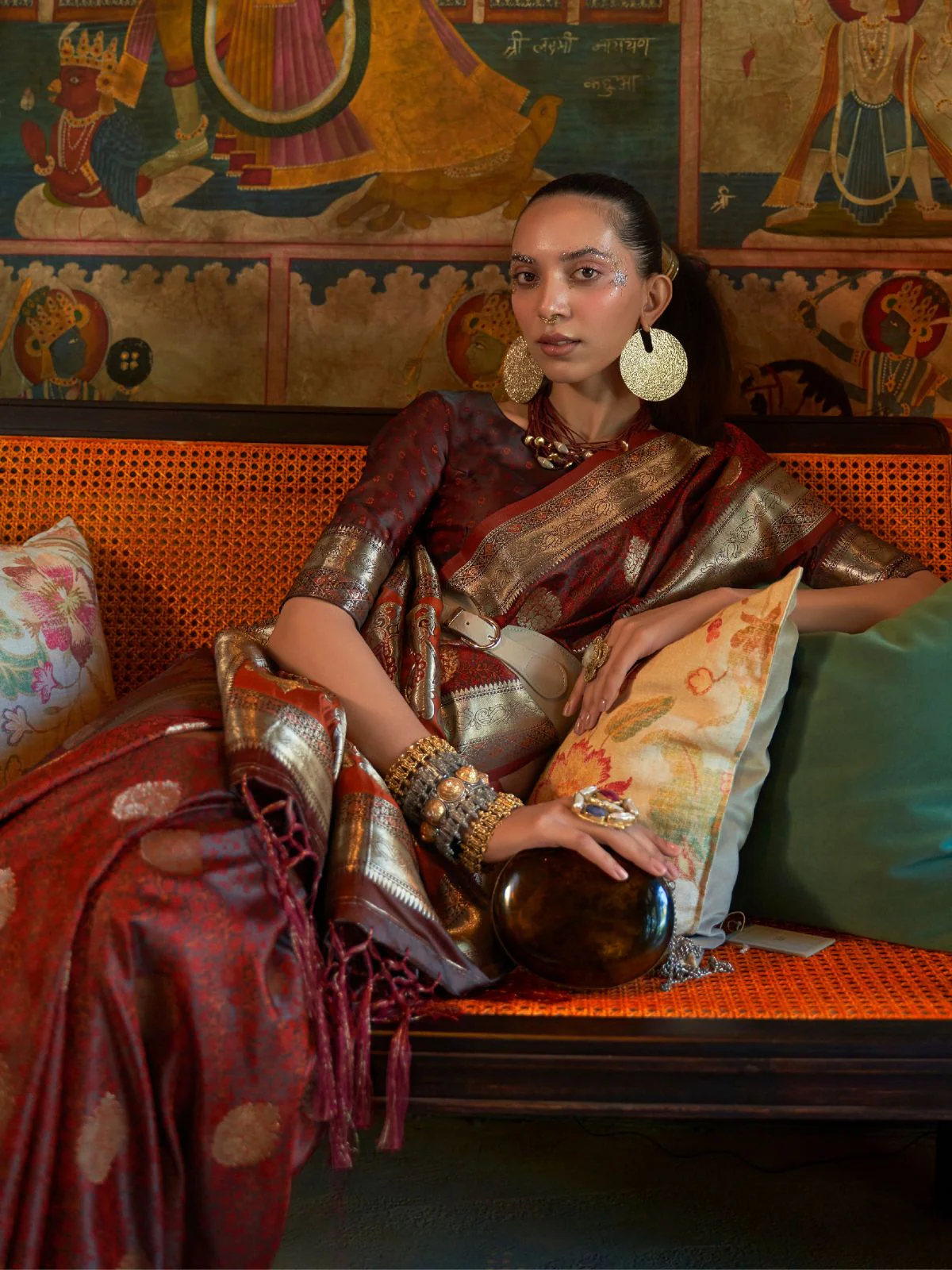 Odette Brown Silk Blend Woven Saree With Unstitched Blouse for Women - Image 2