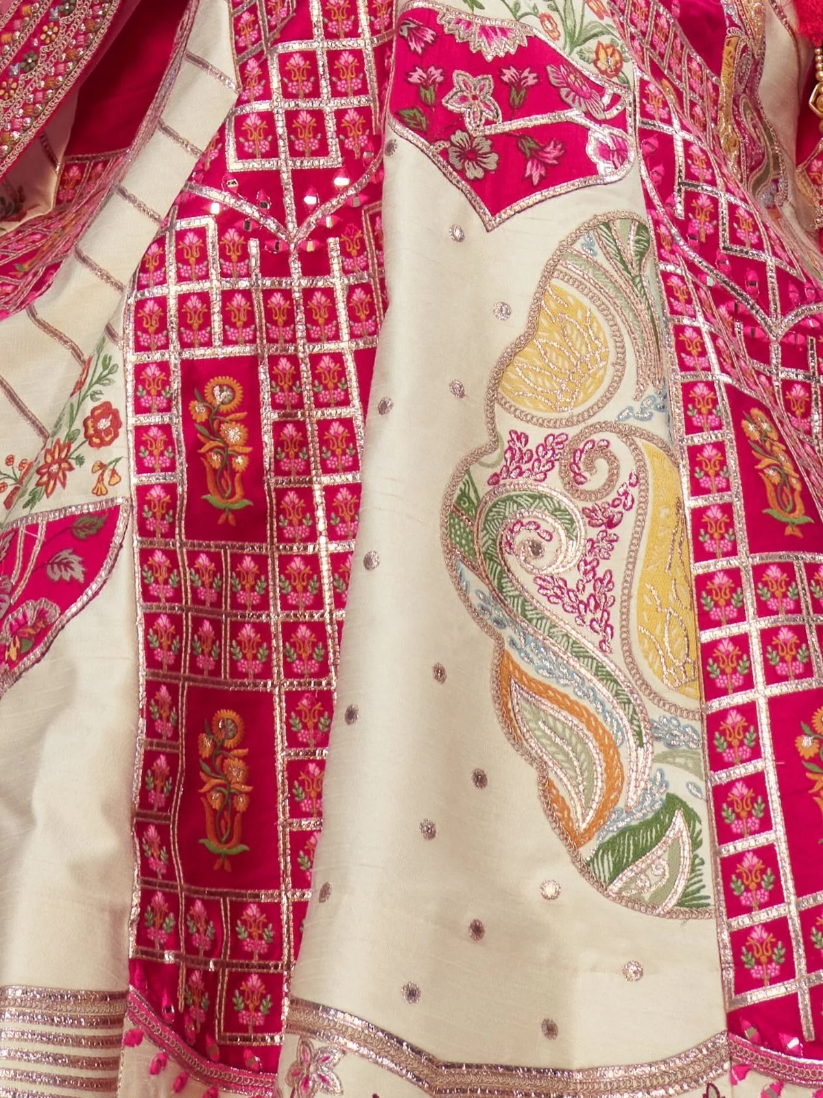 Odette Cream And Pink Organza  Embroidered Semi-Stitched Lehenga With Unstitched Blouse For Women - Image 5