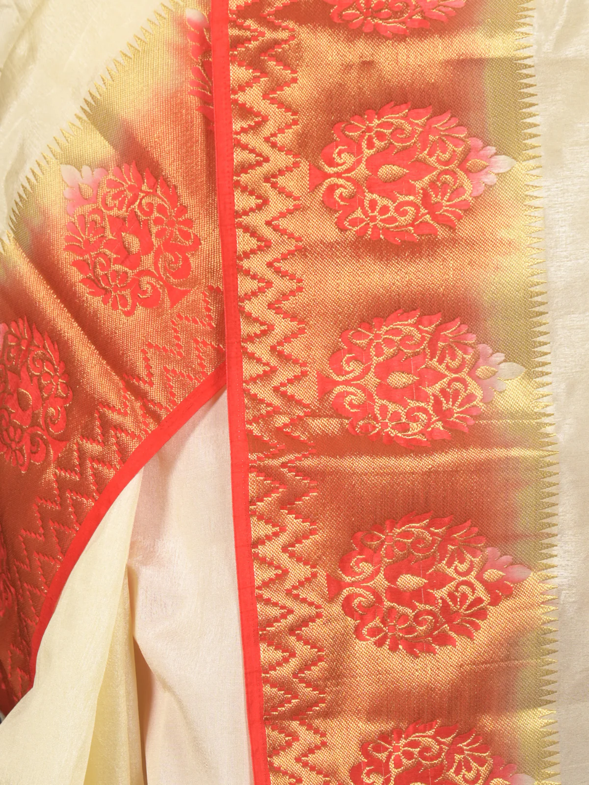 Odette Cream and Red Ethnic Woven Silk Blend Saree Without Blouse for Women - Image 5