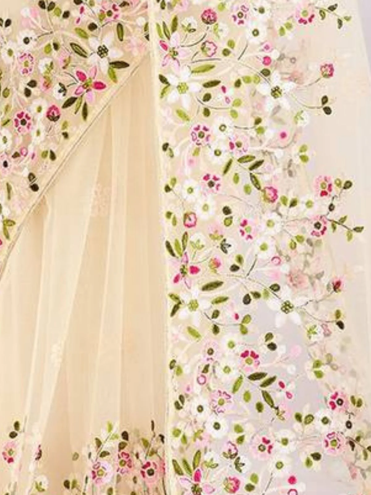 Odette Cream Net Embroidered Elegant Saree For Women - Image 3