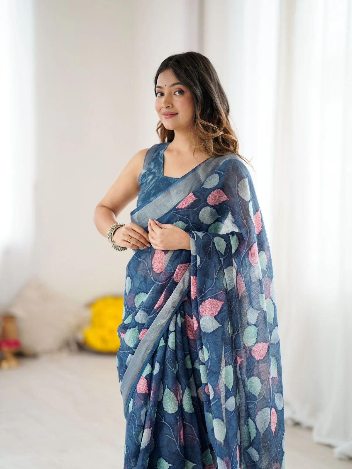 Odette Dark Blue Linen Cotton Printed Saree For Women - Image 4