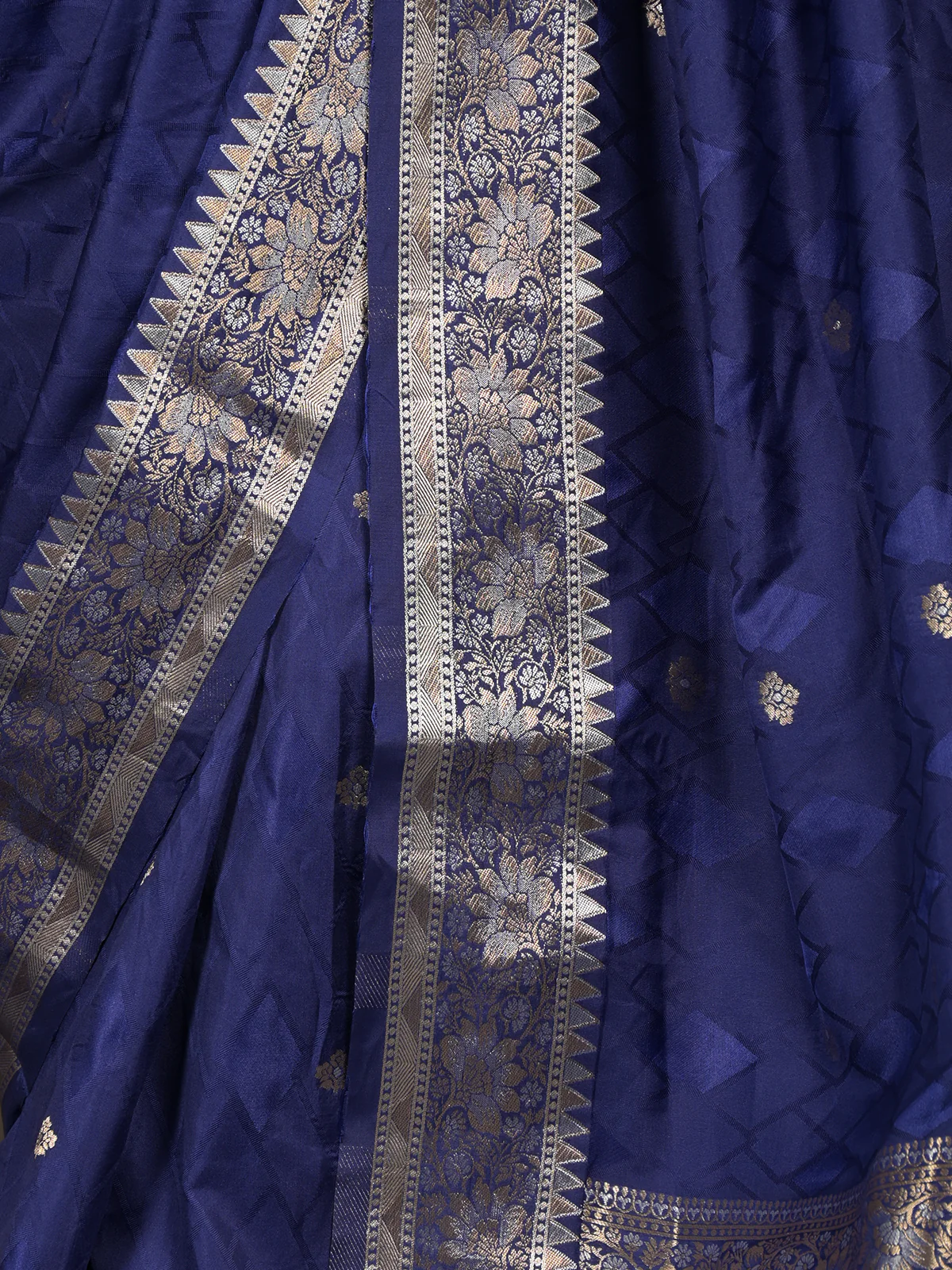 Odette Dark Blue Silk Blend Woven Brocade Saree with Unstitched Blouse - Image 6
