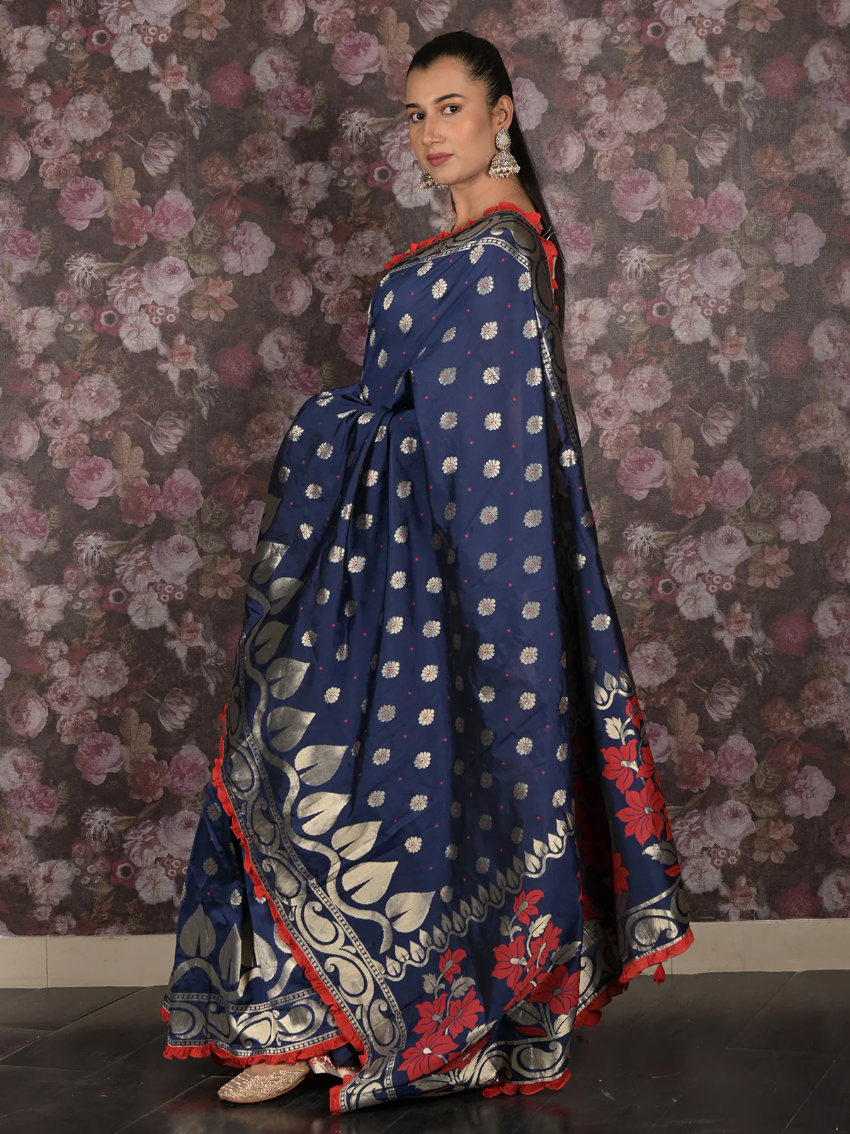 Odette Dark Blue Woven Silk Blend Saree With Unstitched Blouse For Women - Image 3
