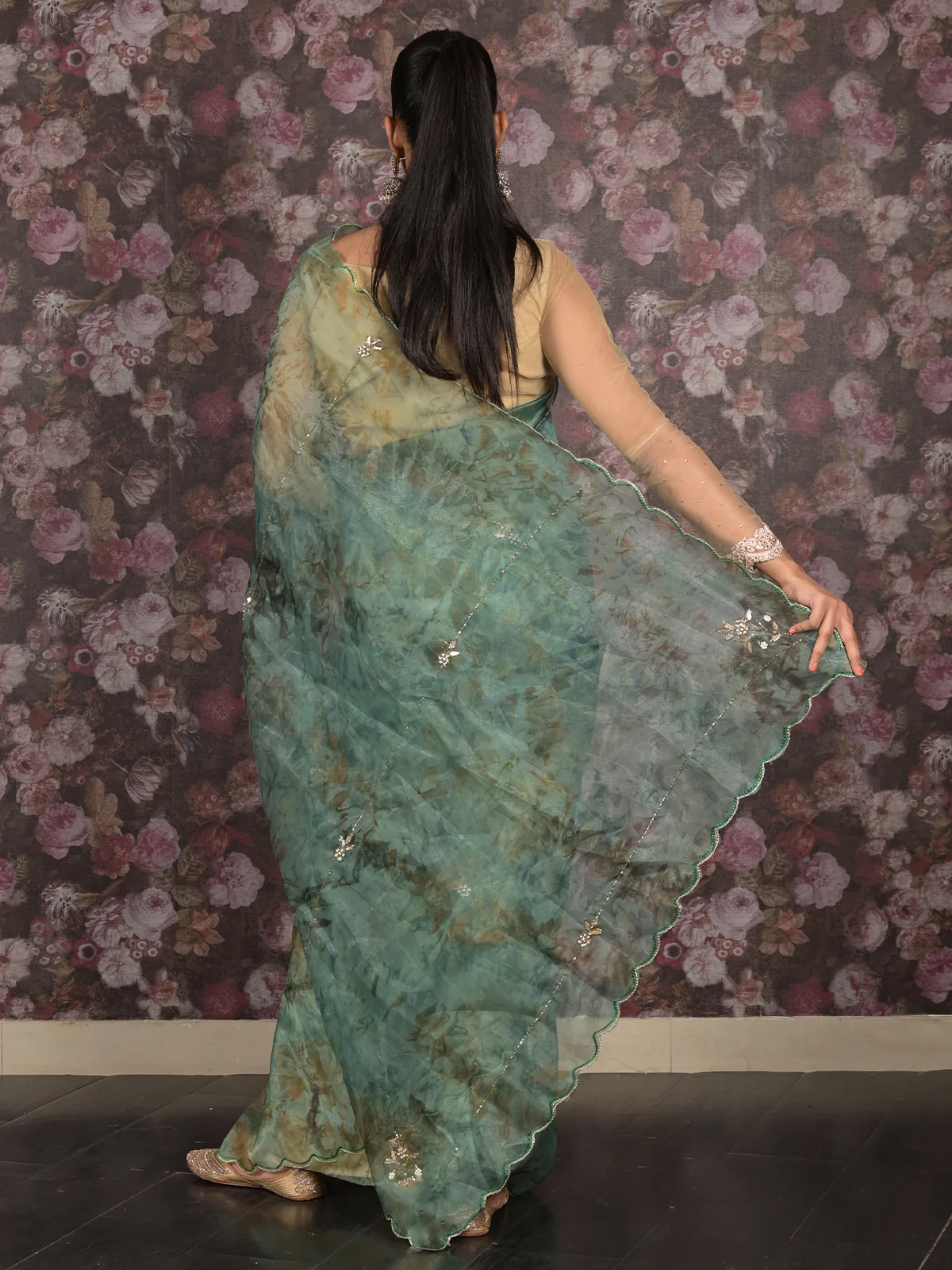 Odette Dark Green Beads Embroidered Organza Saree Without Blouse For Women - Image 4