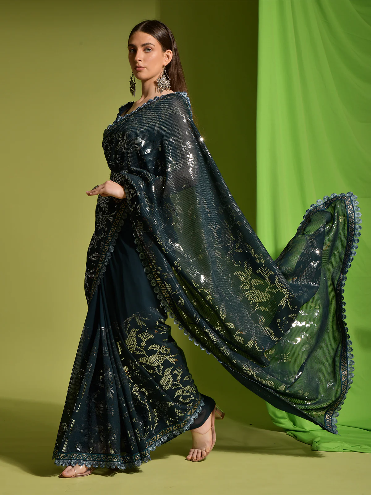 Odette Dark Green Embellished Georgette Saree With Unstitched Blouse For Women - Image 3