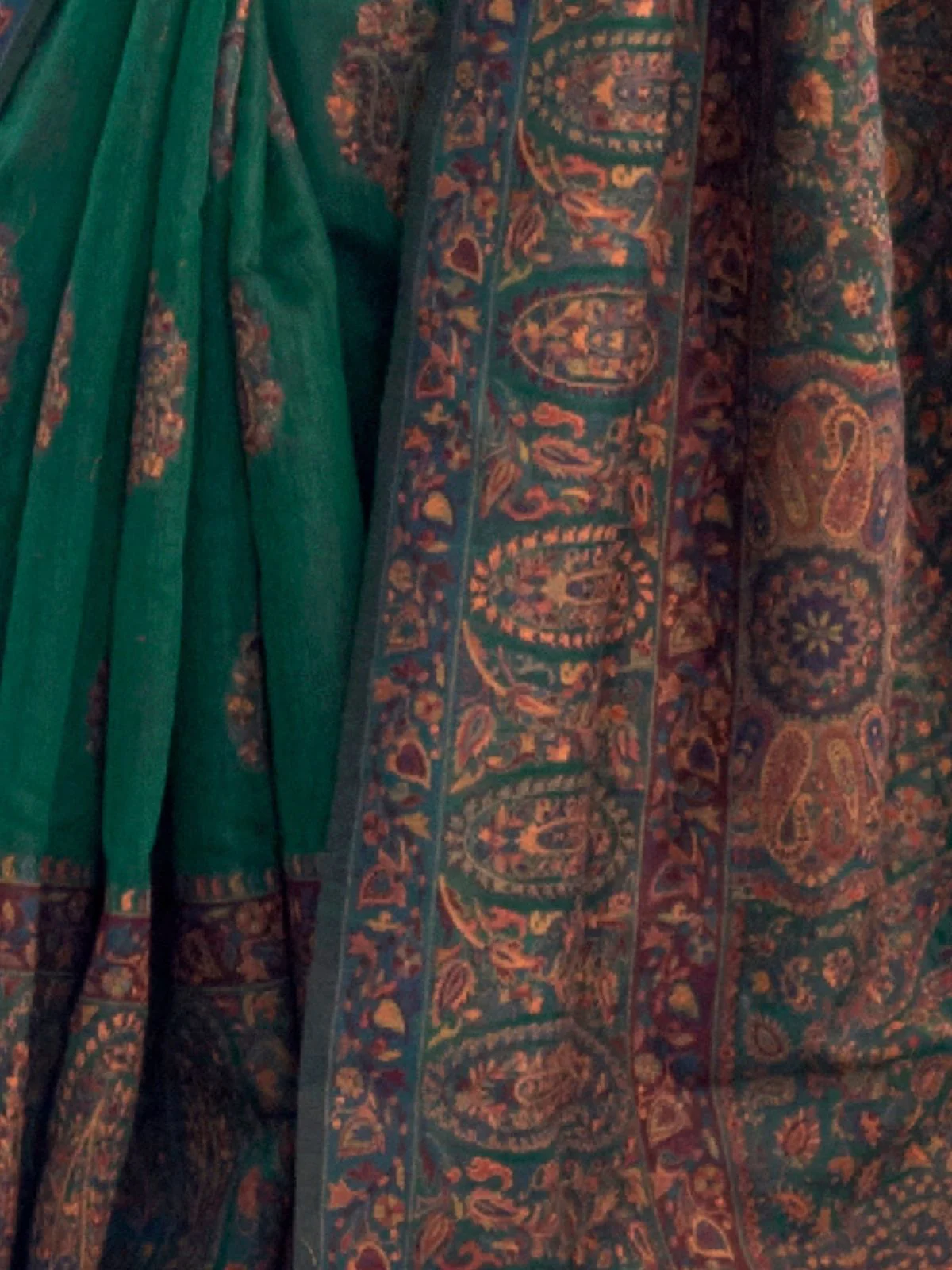 Odette Dark Green Silk Blend Woven Saree With Unstitched Blouse For  Women - Image 3