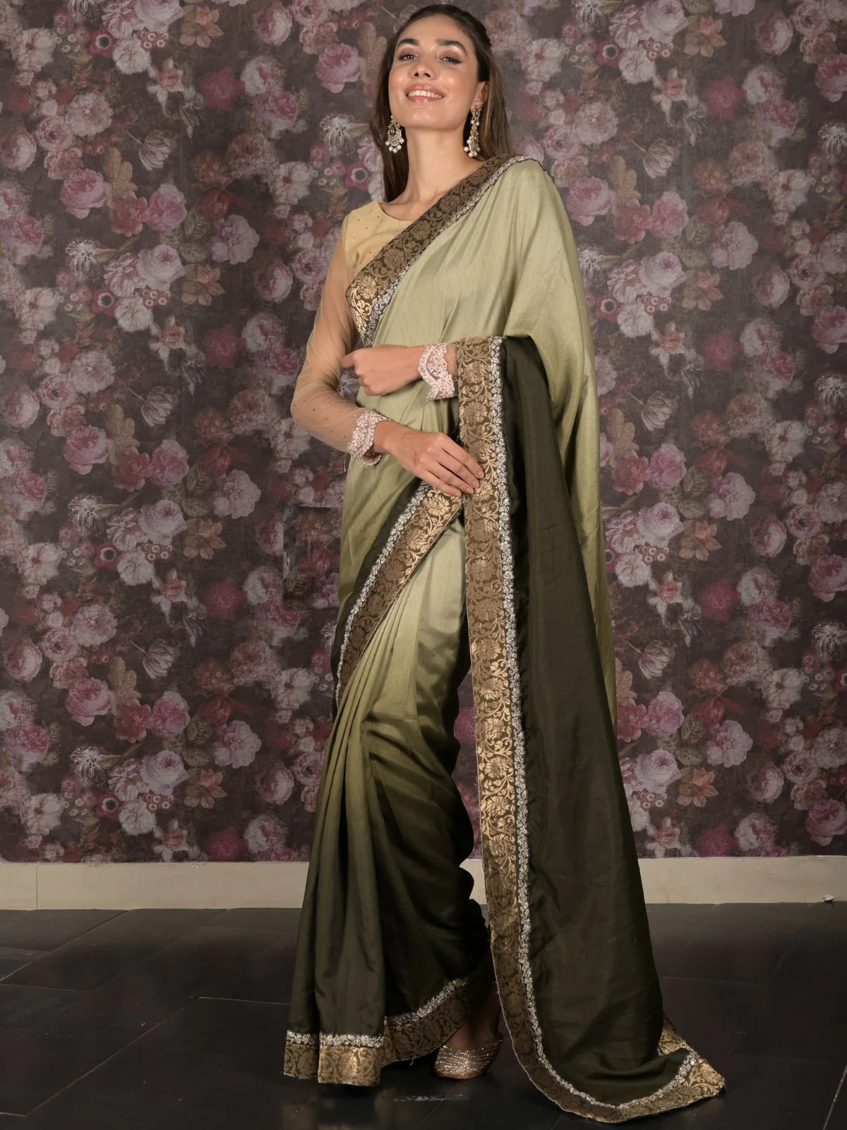 Odette Dark Green Woven Silk Blend Saree With Unstitched Blouse For Women - Image 2