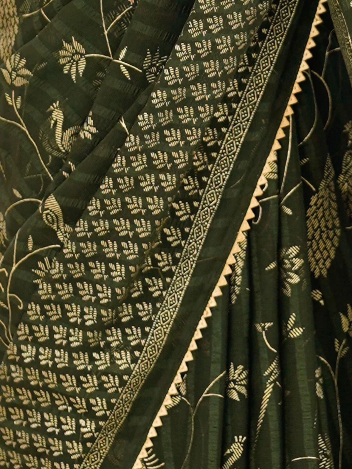 Odette Dark Olive Georgette Peacock Motifs Saree For Women - Image 5