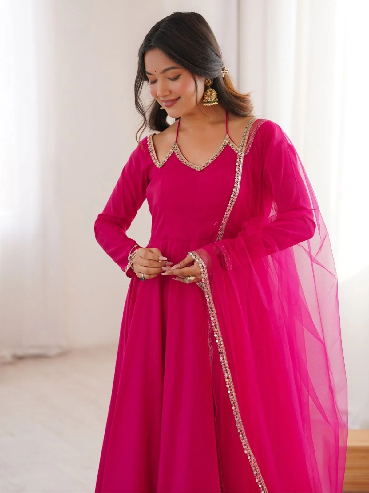 Odette Dark Pink Silk Blend Embellished Kurta Set For Women - Image 5