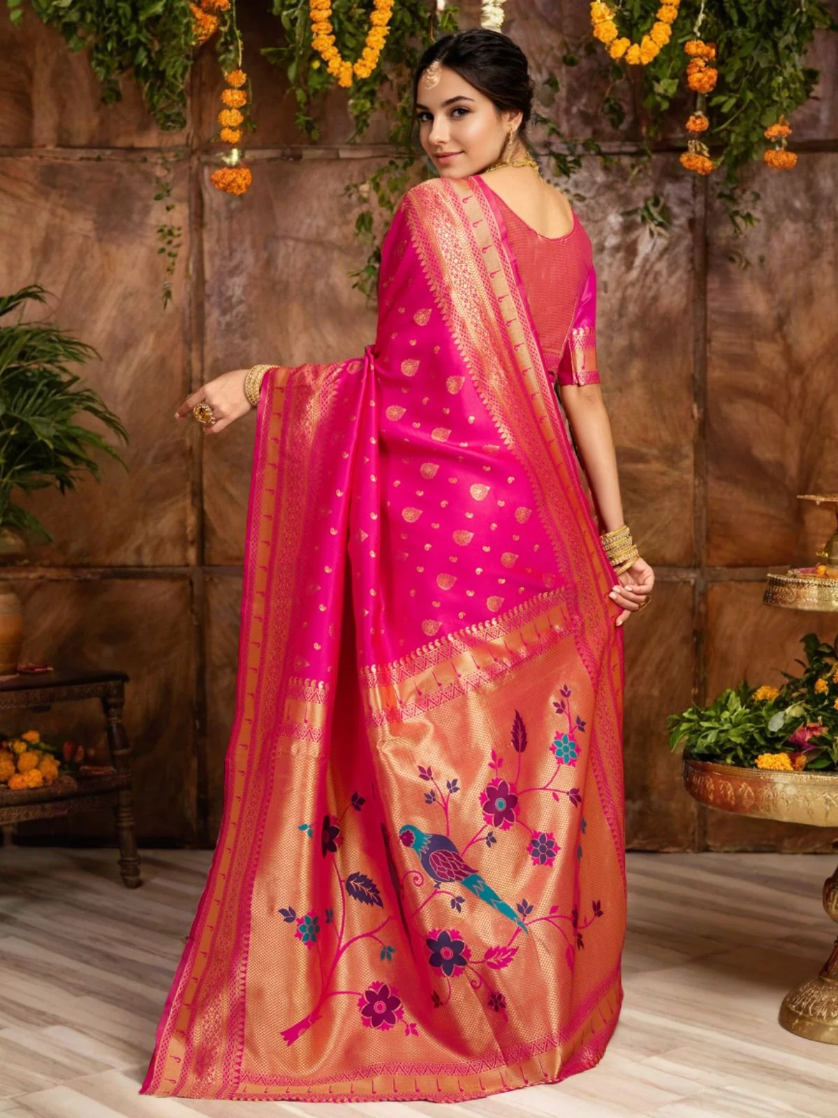 Odette Dark Pink Silk Blend Woven Pithani Saree For Women - Image 4