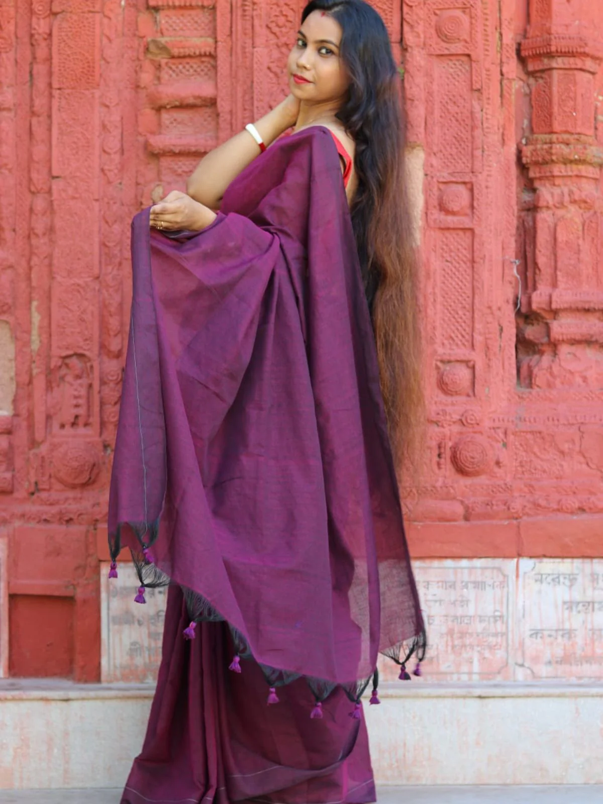 Odette Dark Purple Cotton  Saree  With Unstitched Blouse for Women - Image 2