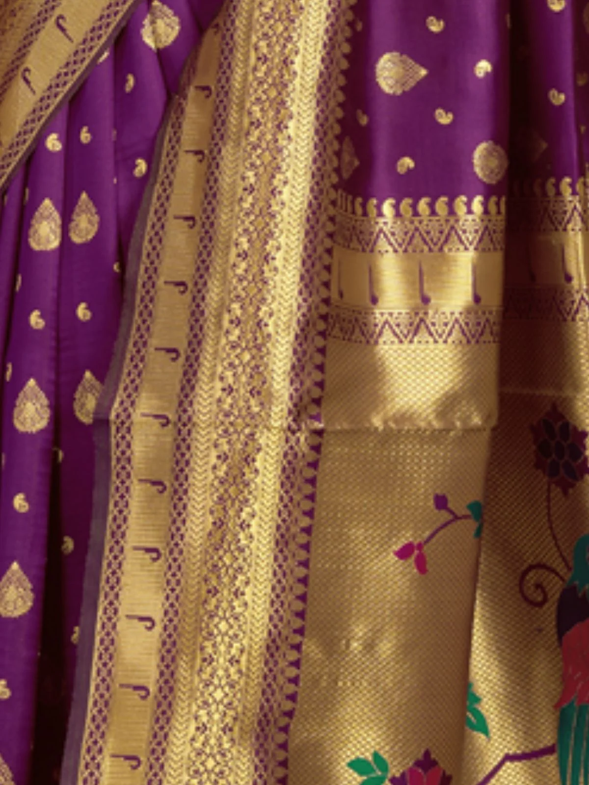 Odette Dark Purple Silk Blend Woven Pithani Saree For Women - Image 6