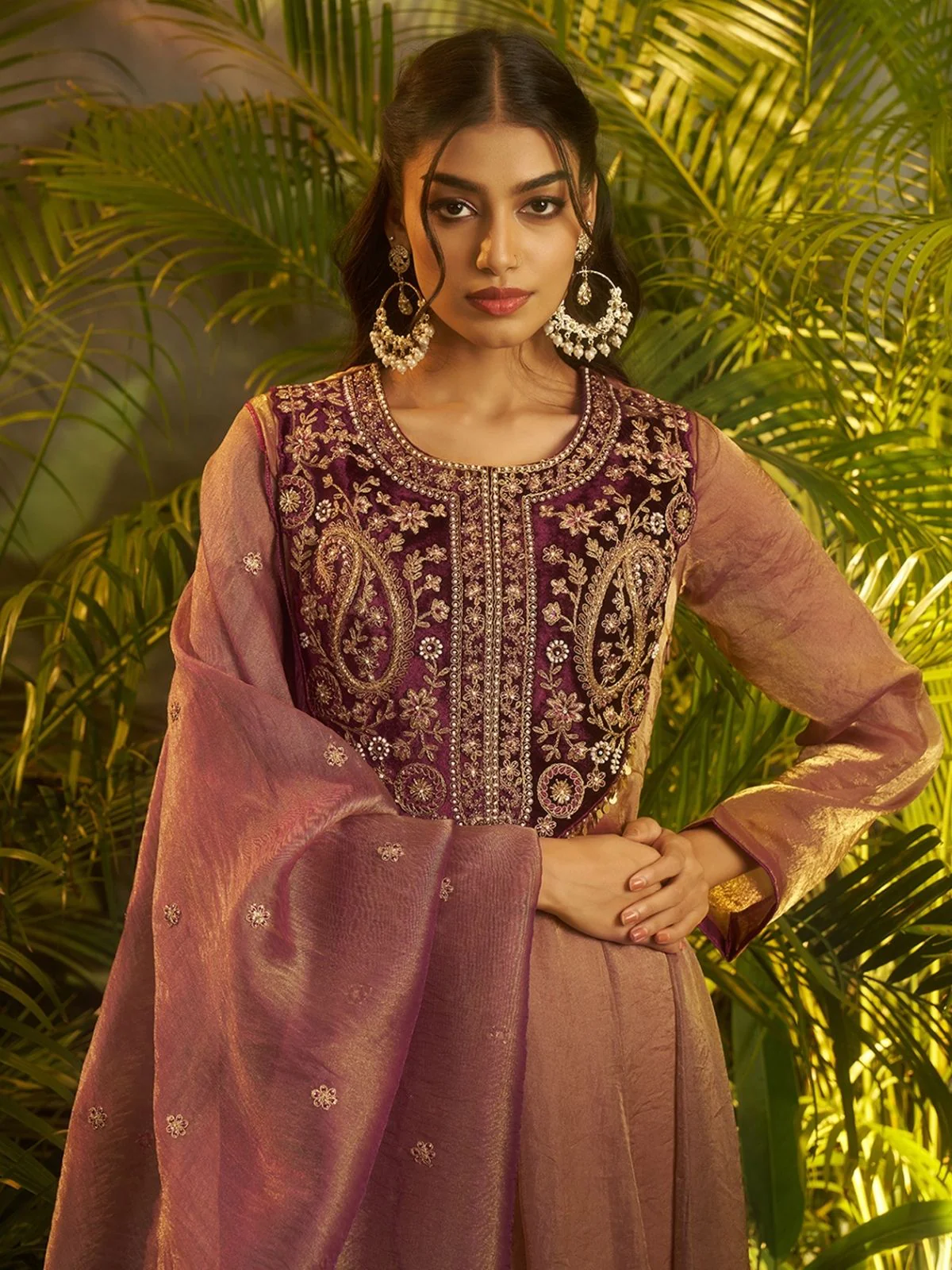 Odette Dusty Wine Organza Embroidered Kurta Set For Women - Image 5