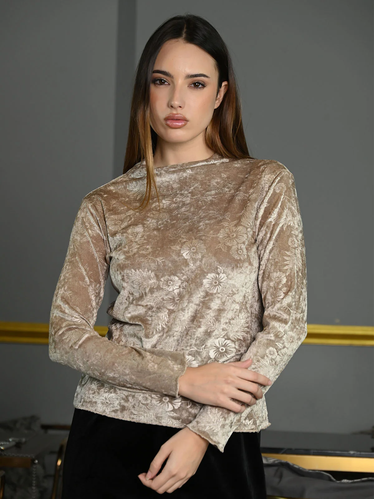 Odette Gold Velvet Solid Top For Women - Image 3