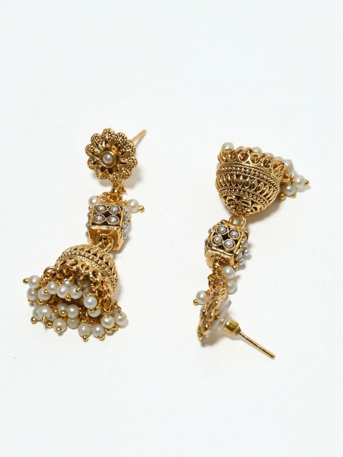 Odette Golden Alloy Kundan Jewellery Set For Women - Image 6