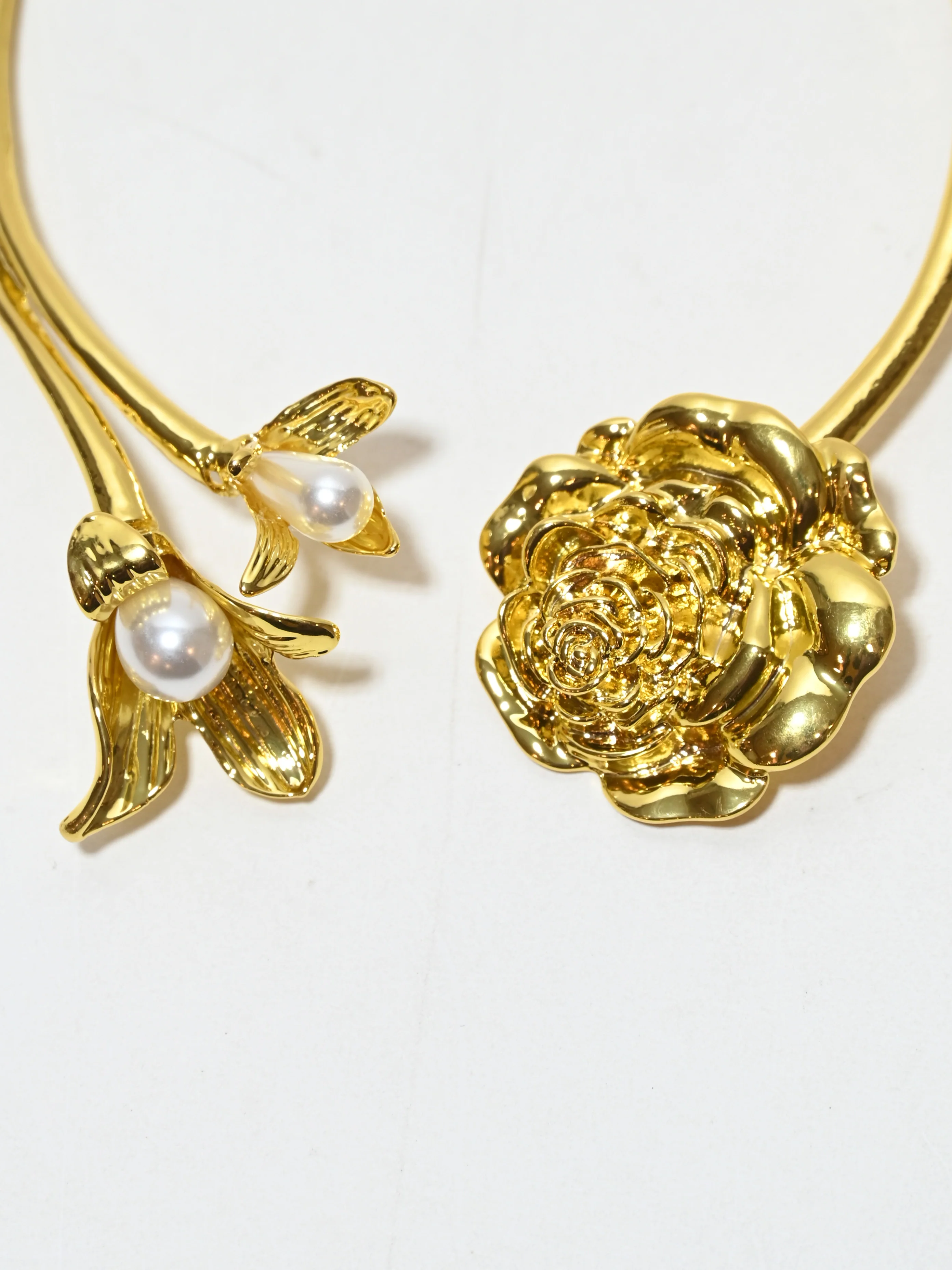Odette Golden Alloy Pearl Neckpiece For Women - Image 3