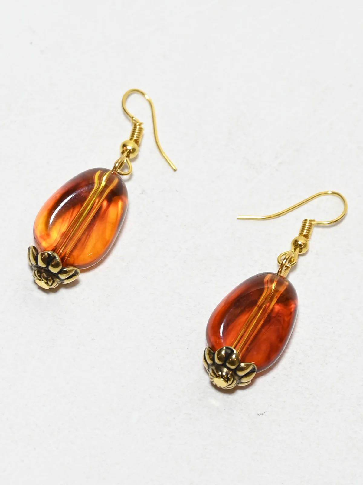 Odette Golden And Maroon PU Embellished Jewellery Set For Women - Image 3