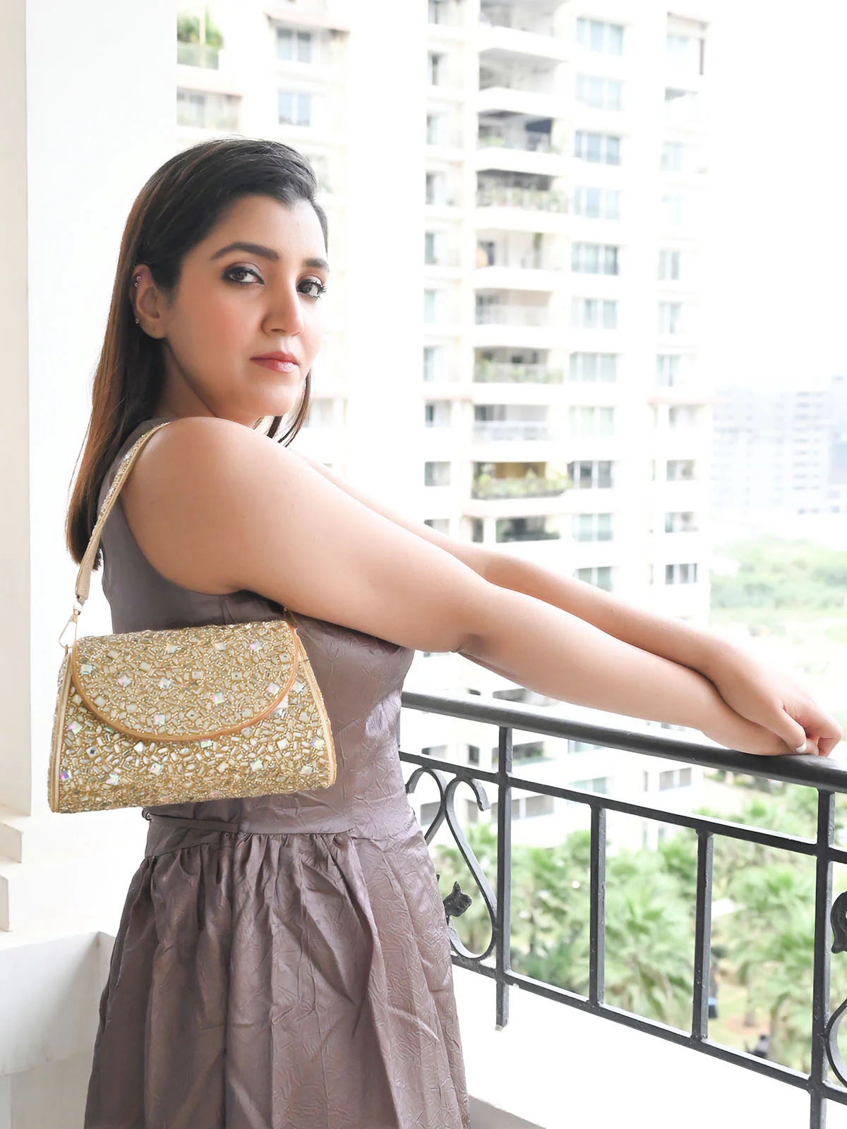 Odette Golden Jute Embellished Pure Silver Stone And Beads Hand Bag For Women - Image 2