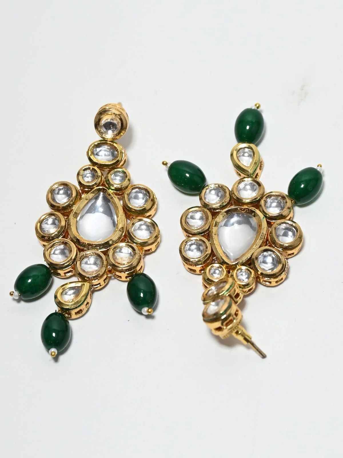 Odette Green And Golden Alloy Beaded Pearl And Kundan Jewellery Set For Women - Image 7