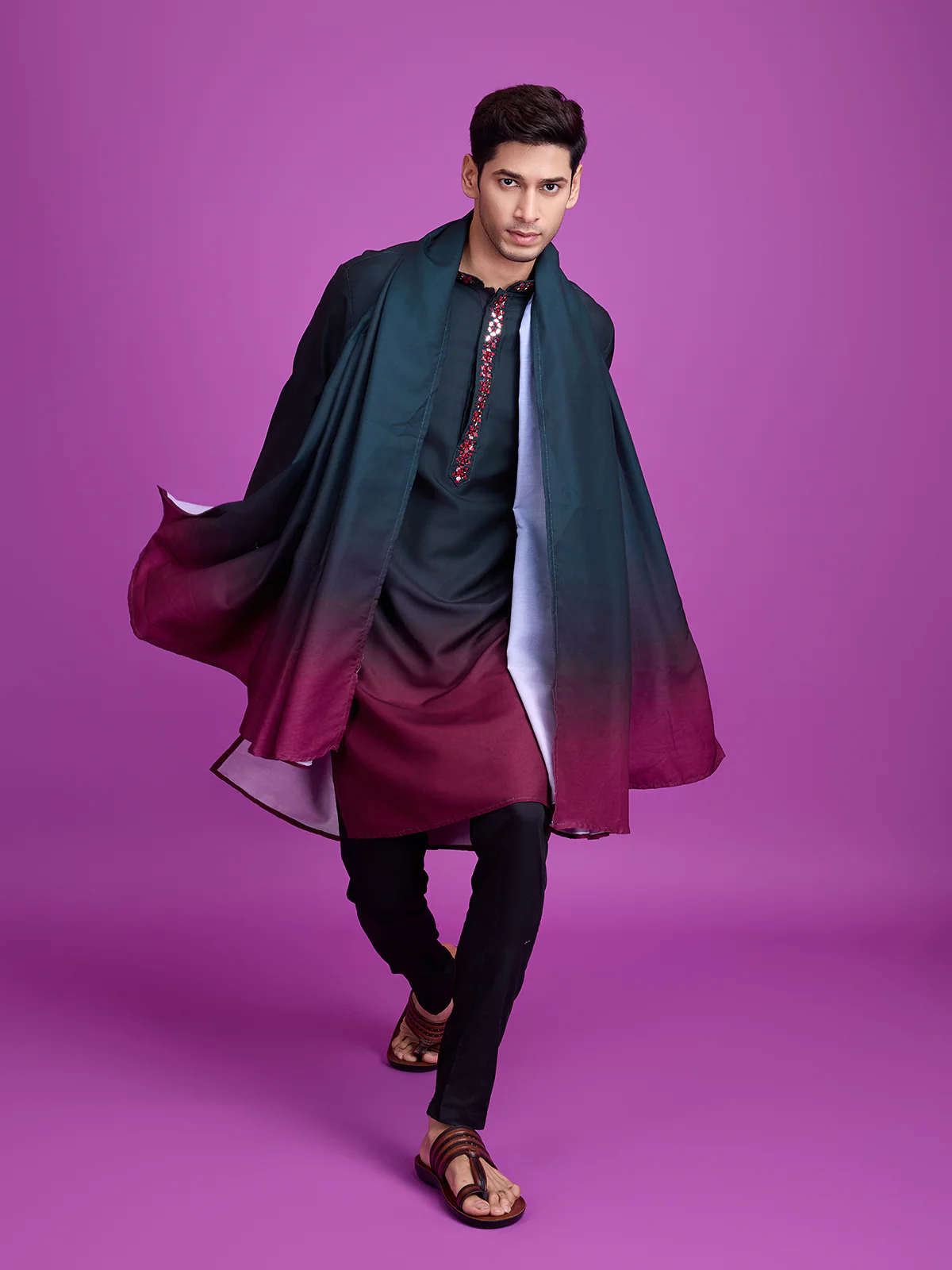 Odette Green And Maroon Ombre Rayon Kurta With Dupatta For Men - Image 2