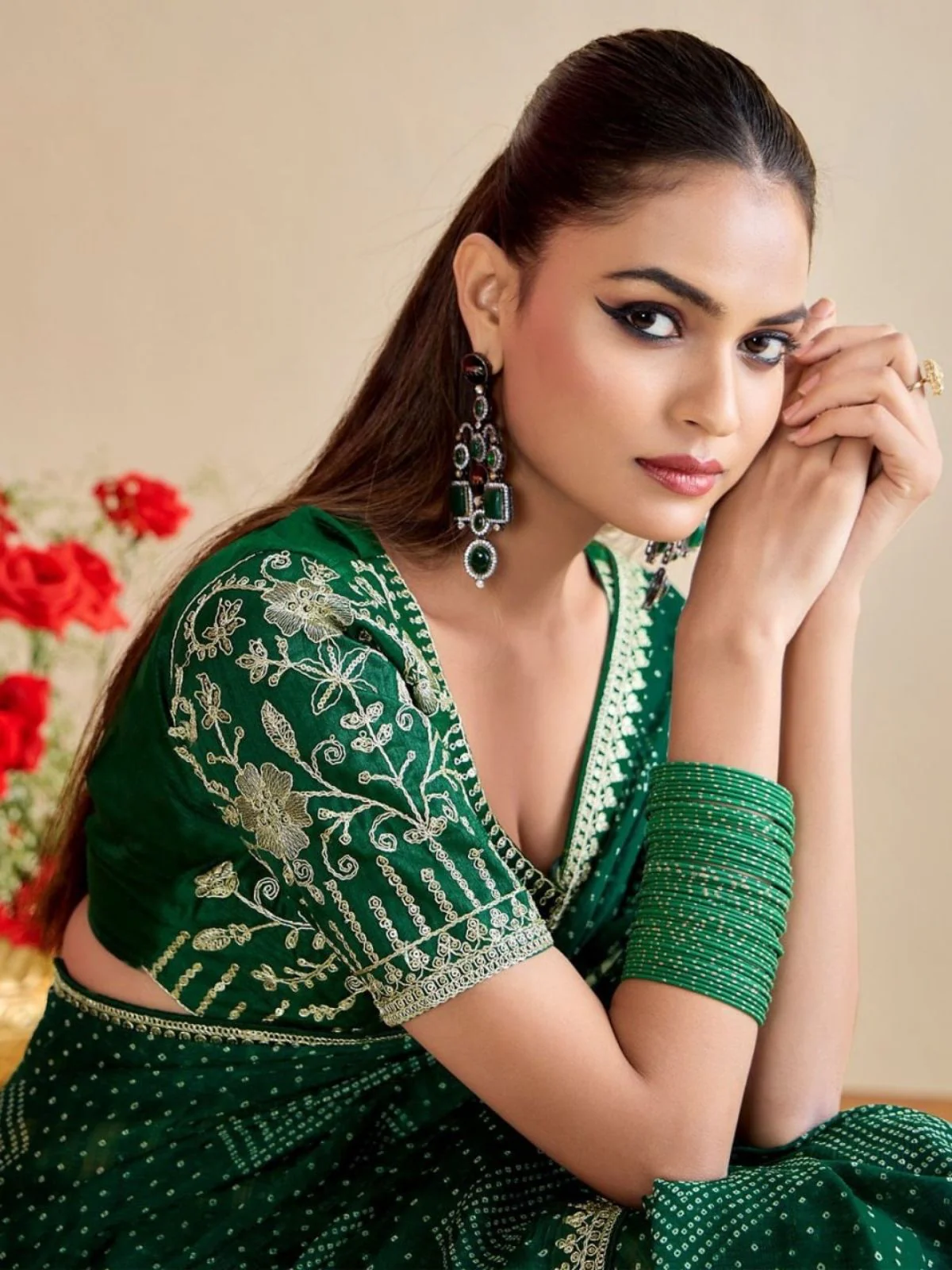 Odette Green Chiffon Embellished Saree For Women - Image 3