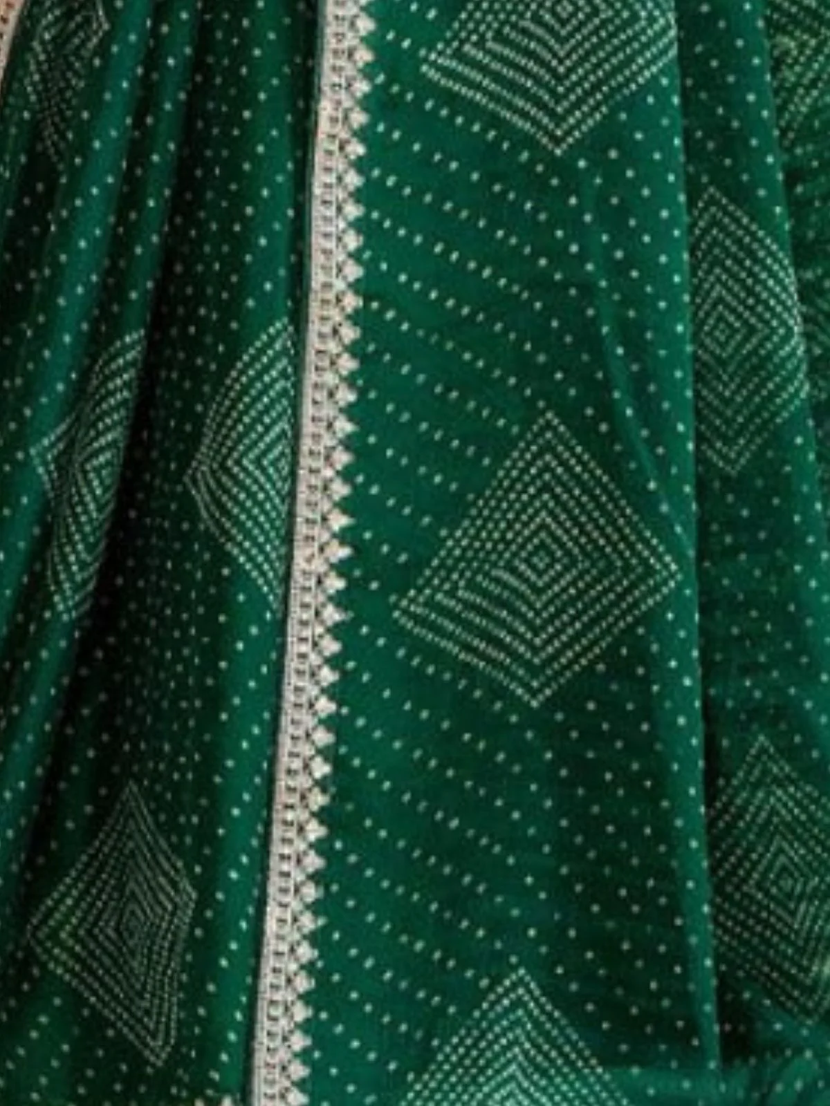 Odette Green Chiffon Embellished Saree For Women - Image 4