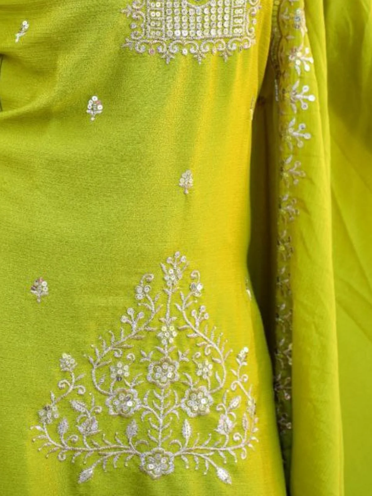 Odette Green Chinon Embroidered Stitched Kurta Set For Women - Image 5