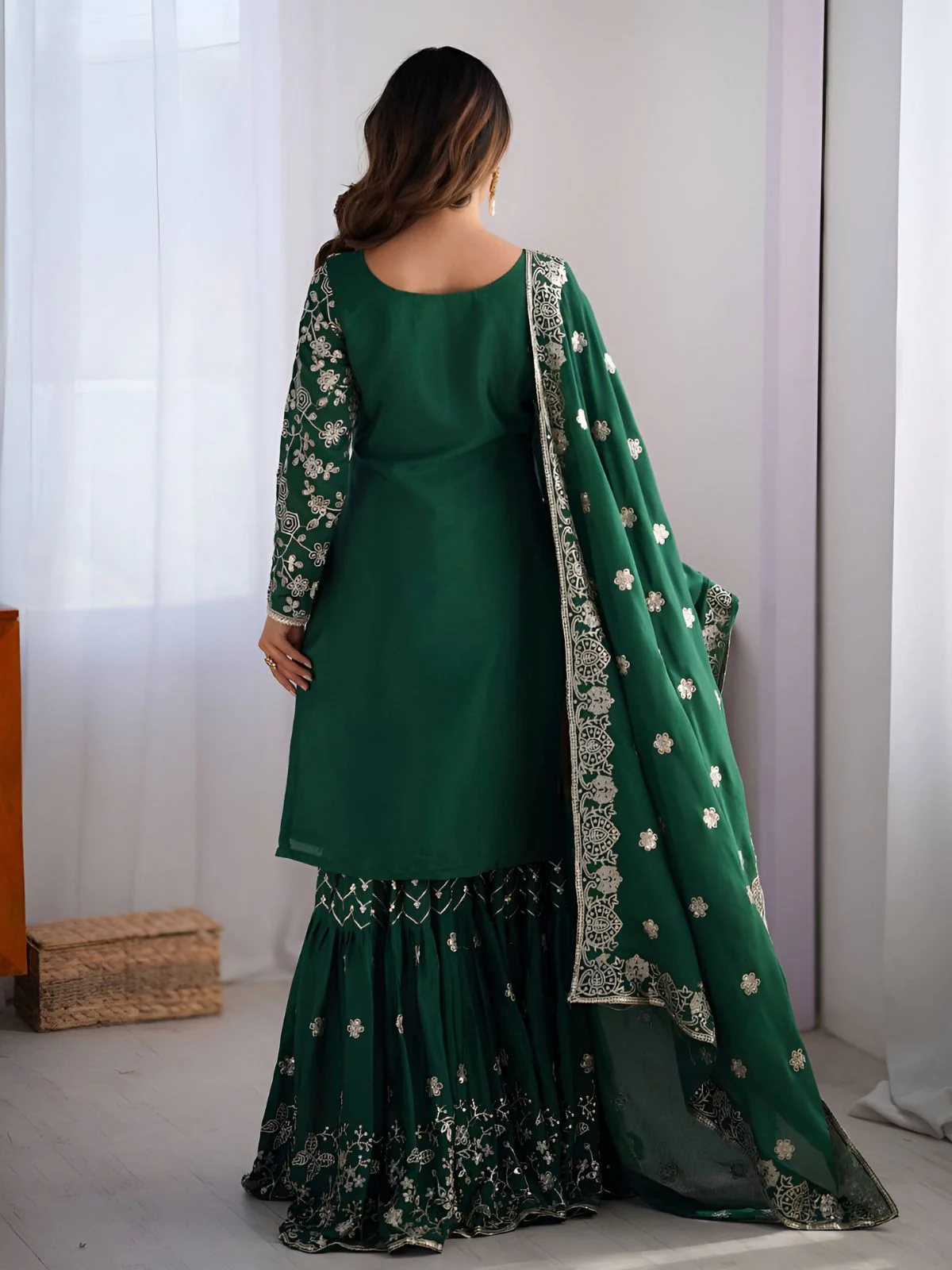 Odette Green Chinon Silk Embroidery & Sequins Kurta Set For Women - Image 3