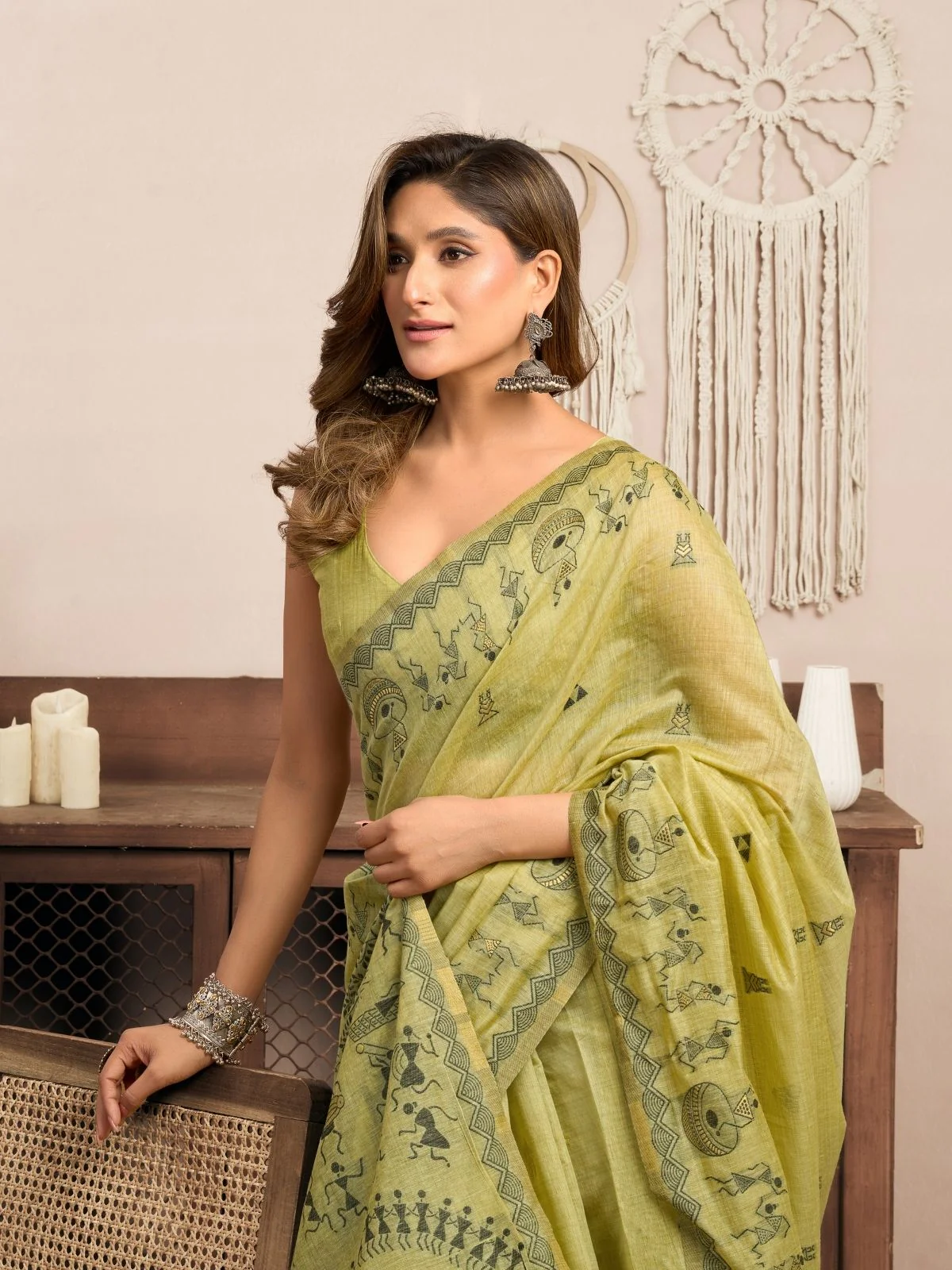Odette Green Cotton Blend Printed Saree For Women - Image 5