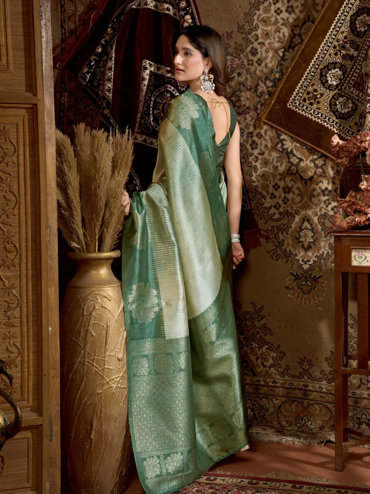 Odette Green Cotton Blend Printed Saree For Women - Image 3