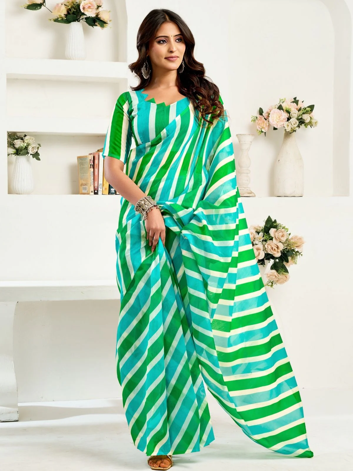 Odette Green Cotton Linen Zari Work Saree For Women - Image 3