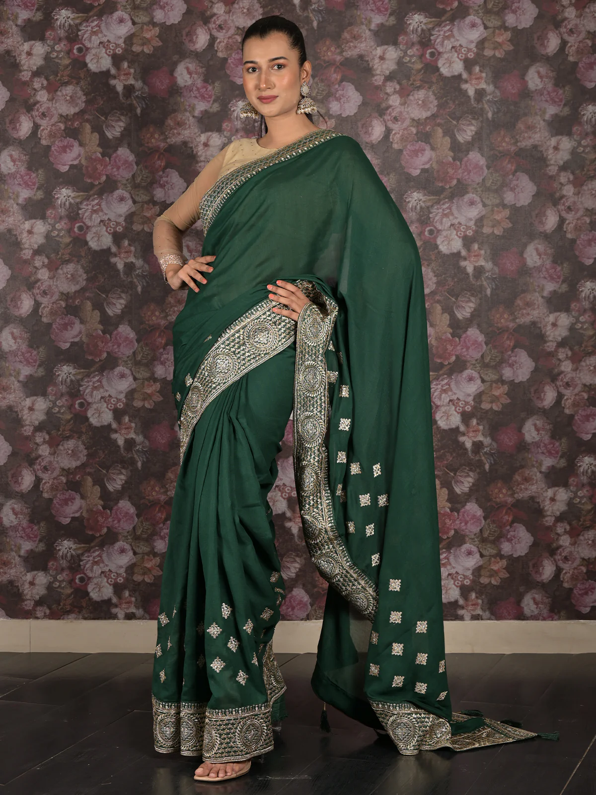 Odette Green Embroidered Gerogette Saree with Unstitched Blouse for Women - Image 2