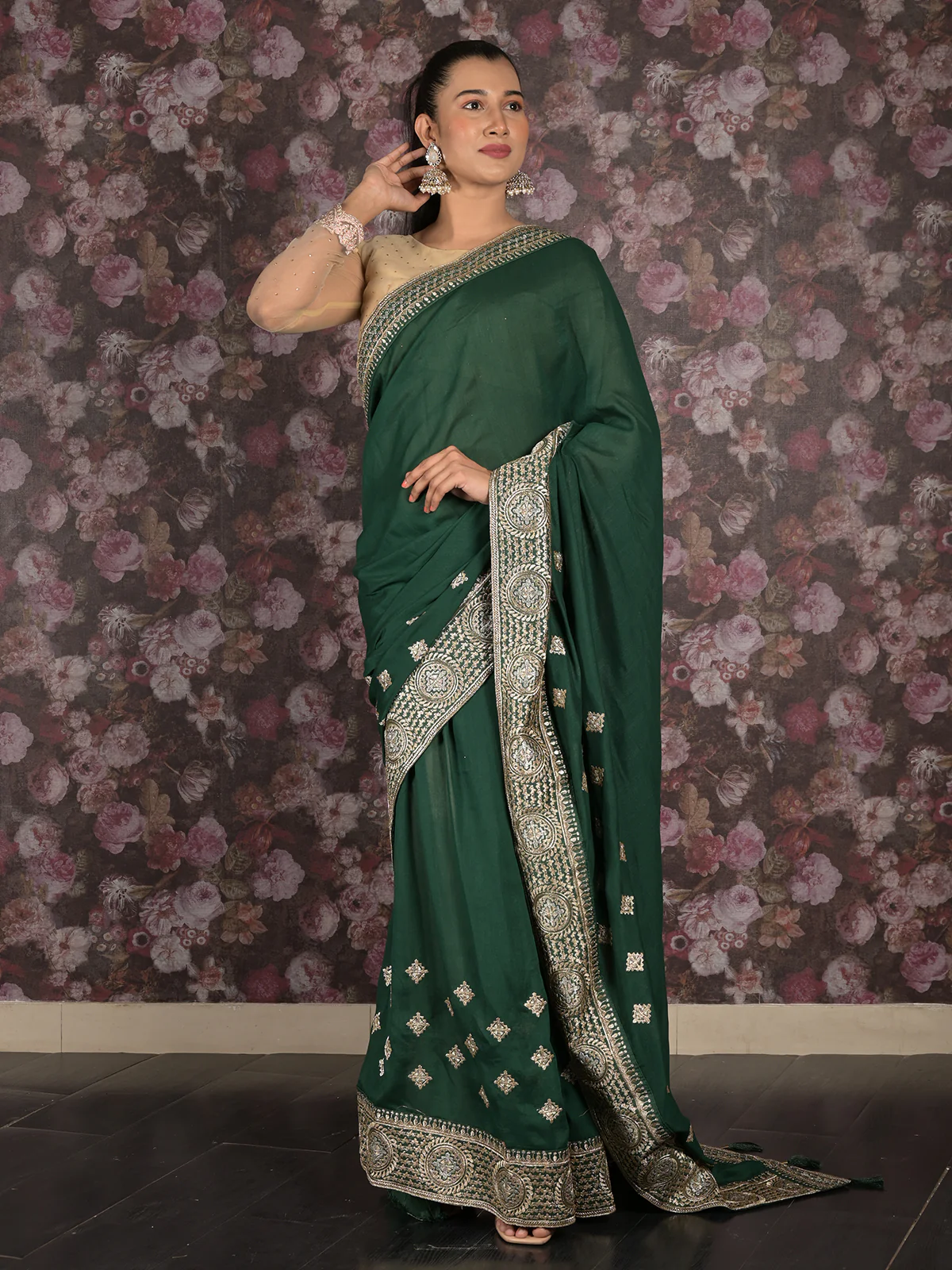 Odette Green Embroidered Gerogette Saree with Unstitched Blouse for Women - Image 3