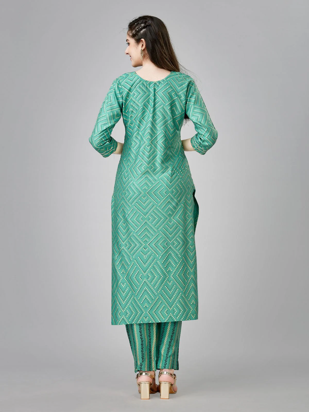 Odette Green Embroidered Rayon Stitched Kurta Set For Women - Image 4