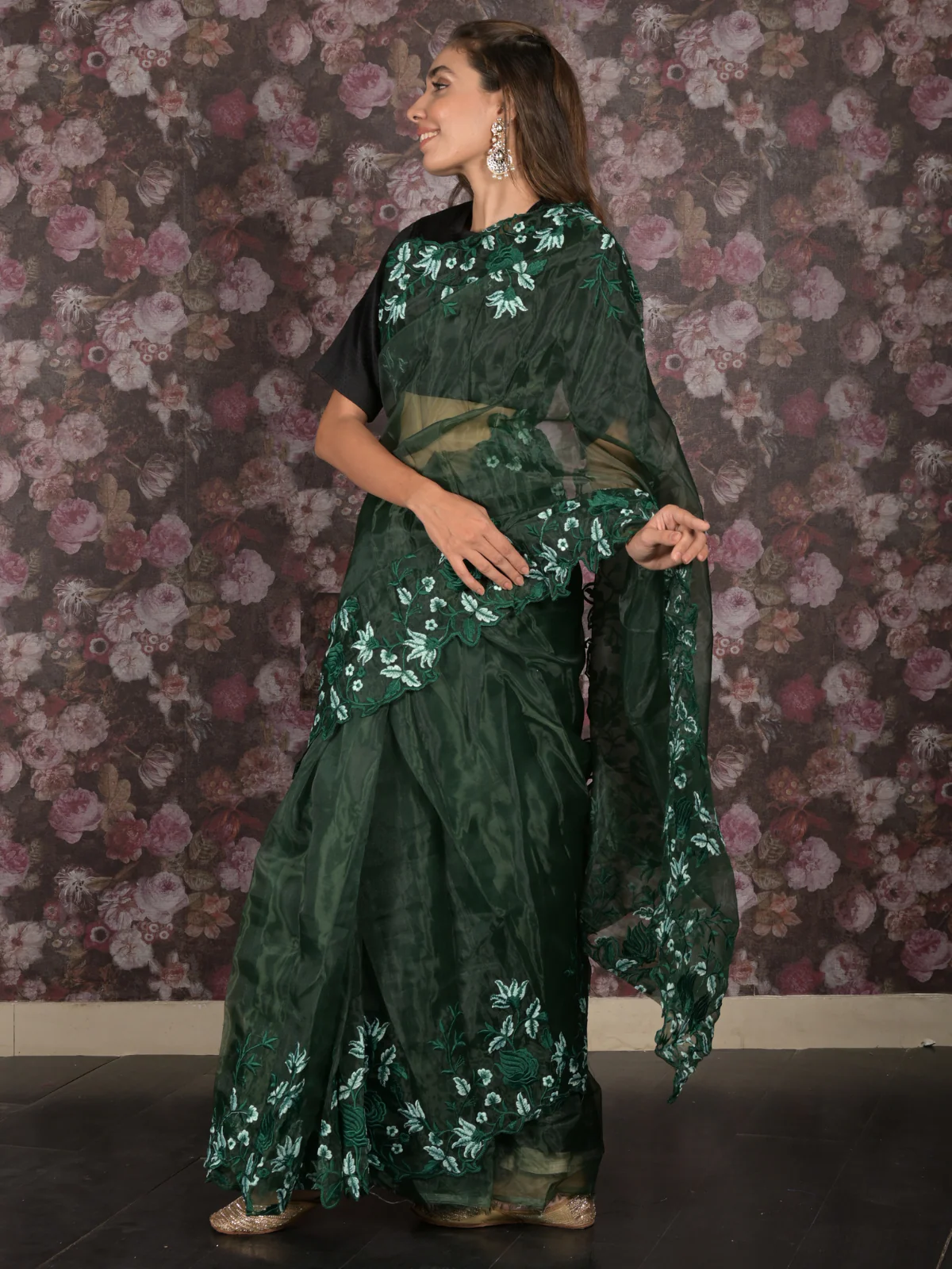 Odette Green Floral Embroidered Organza Saree with Unstitched Blouse for Women - Image 3