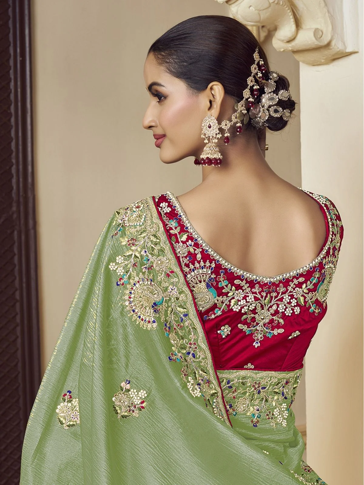 Odette Green Georgette Embroidered Elegant Saree For Women - Image 3