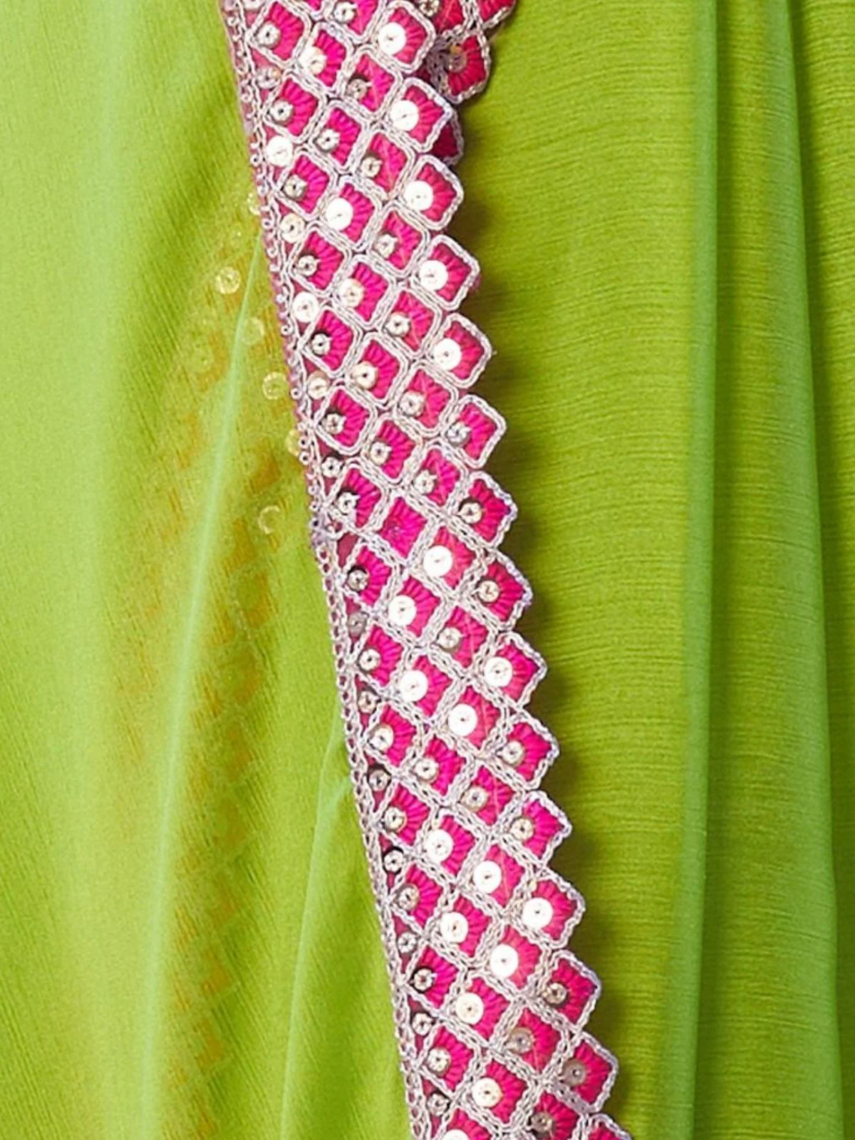 Odette Green Georgette Lace Work Saree With Unstitched Blouse For Women - Image 6